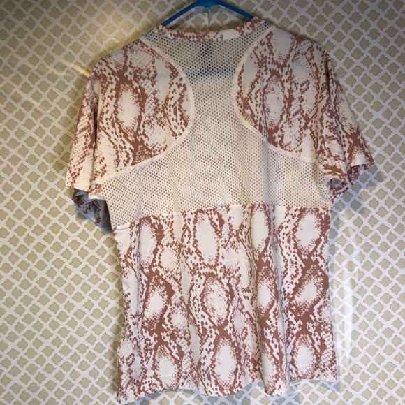 ADIDAS BY STELLA MCCARTNEY Python Graphic T-Shirt. L - Picture 7 of 8